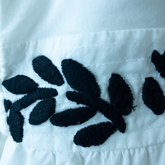 INC International Concepts Embroidered Summer Top - Picture 5 of 6